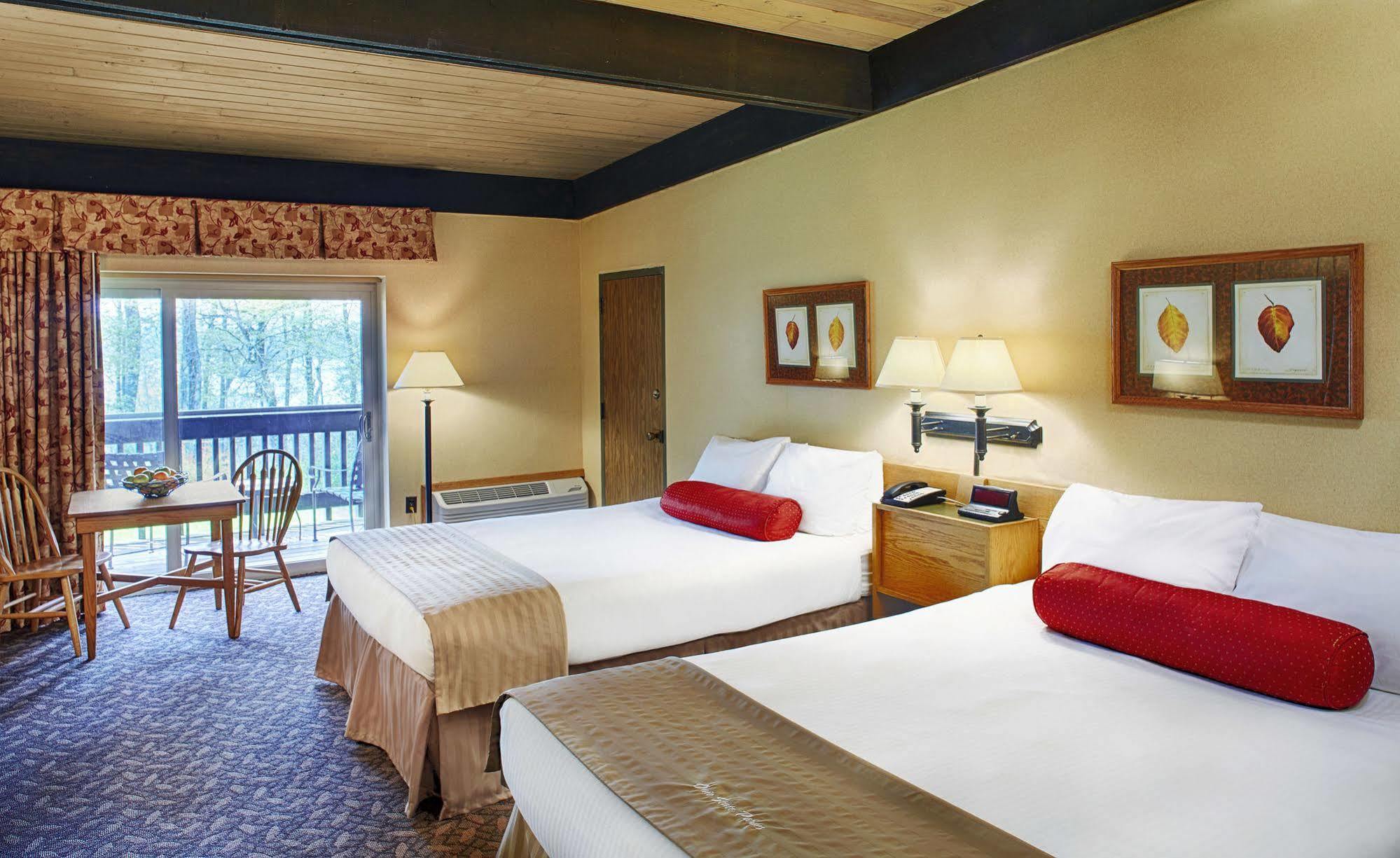 Mohican Lodge And Conference Center Perrysville Dış mekan fotoğraf