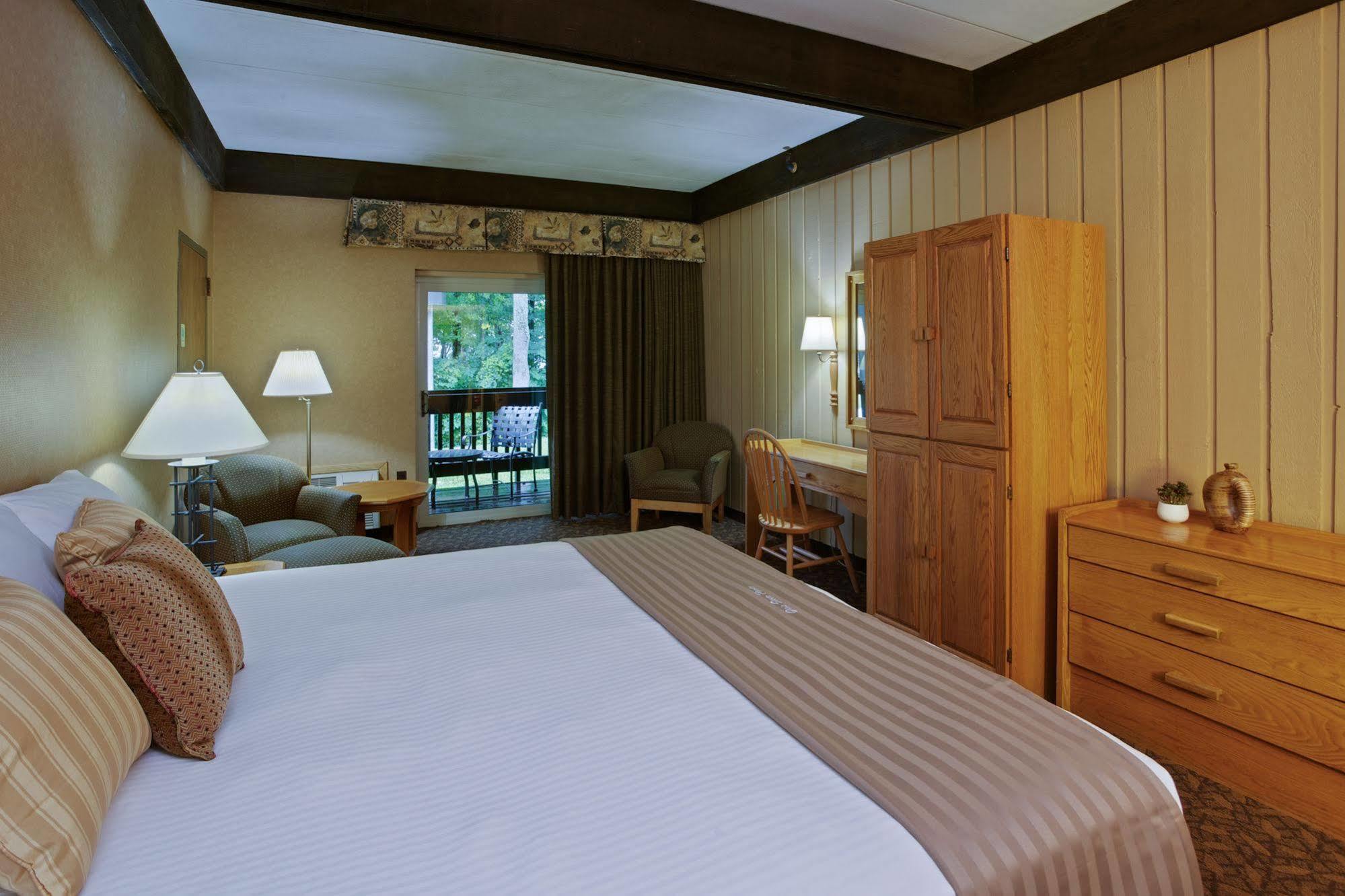 Mohican Lodge And Conference Center Perrysville Dış mekan fotoğraf
