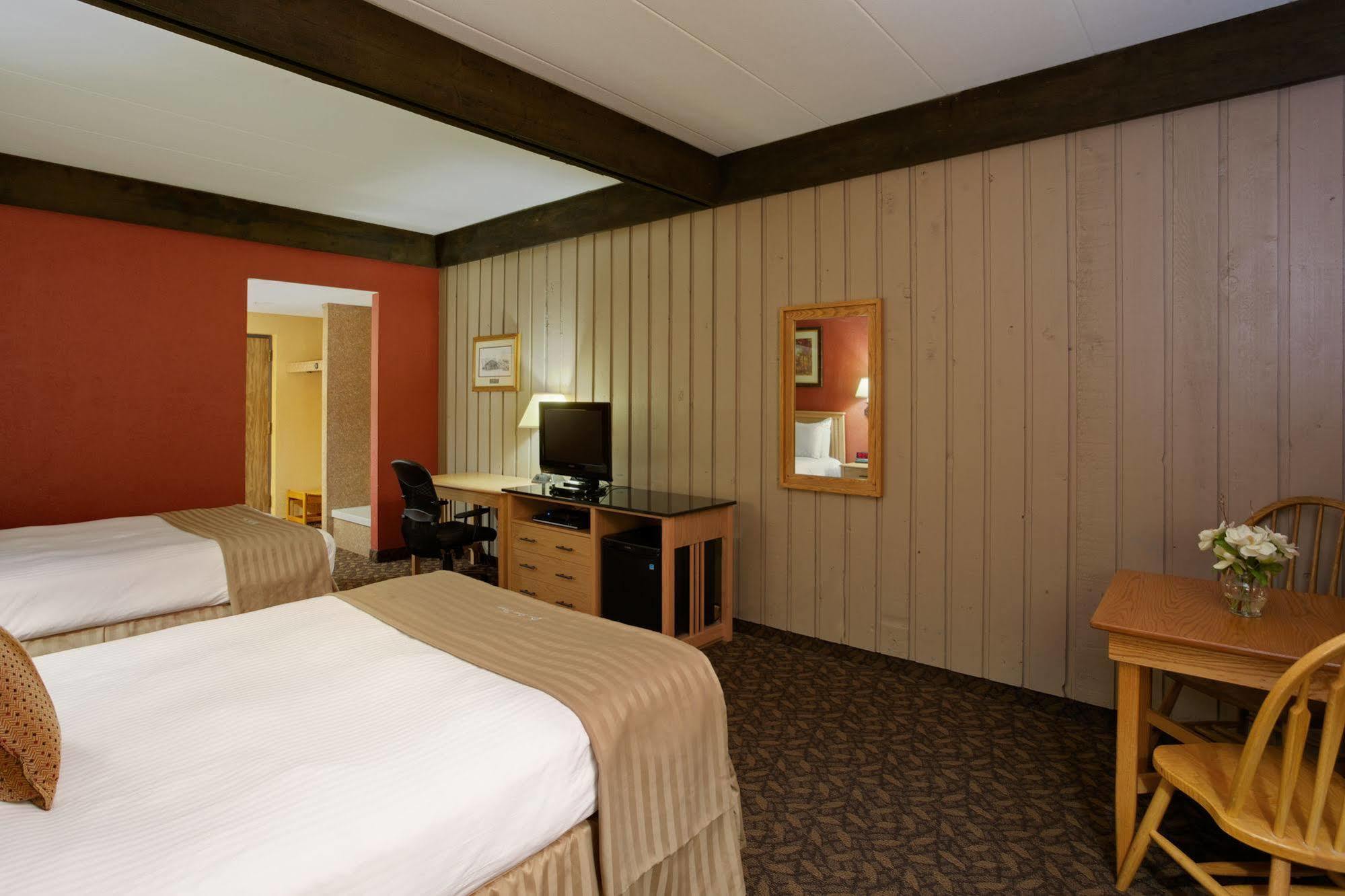 Mohican Lodge And Conference Center Perrysville Dış mekan fotoğraf