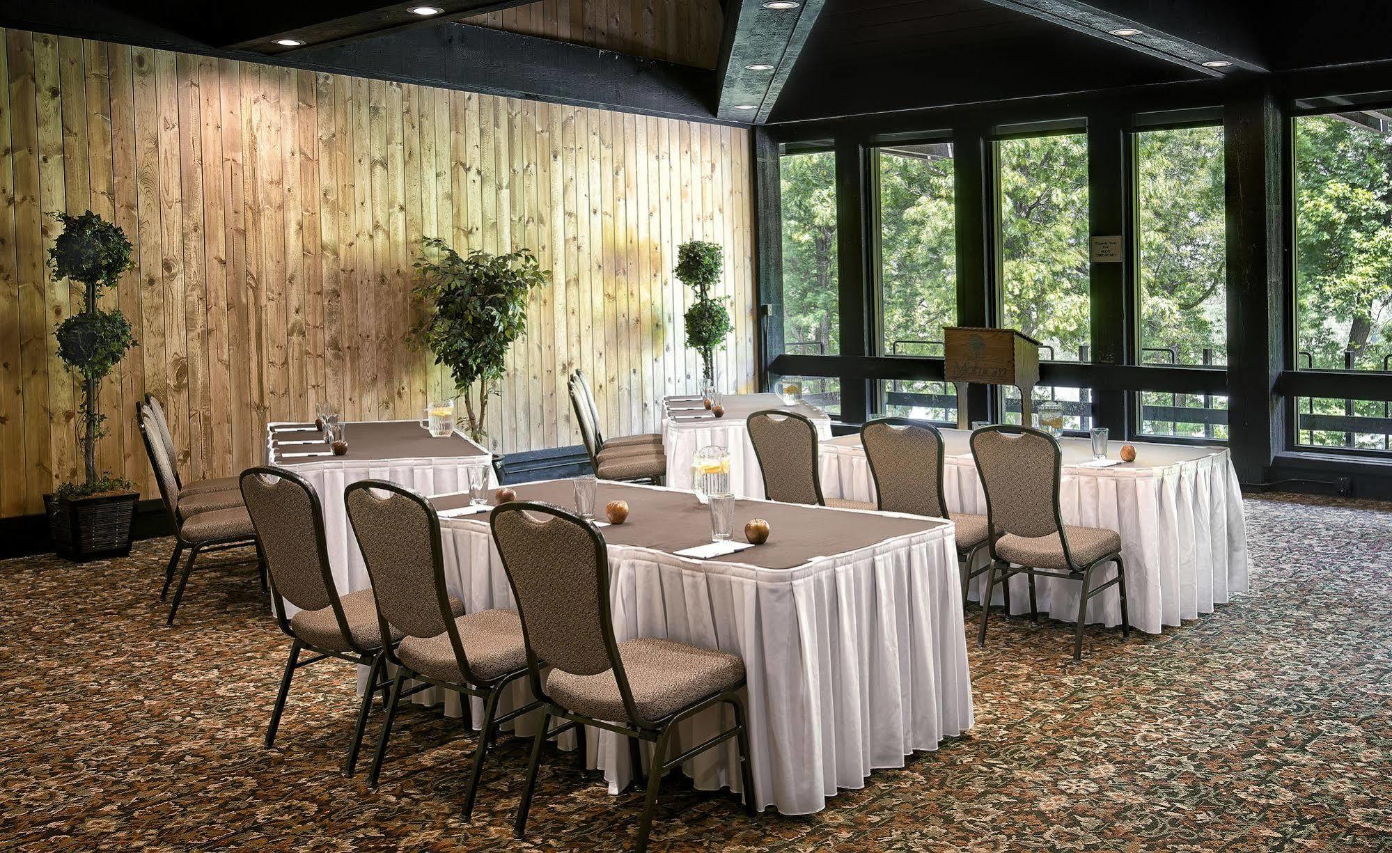 Mohican Lodge And Conference Center Perrysville Dış mekan fotoğraf